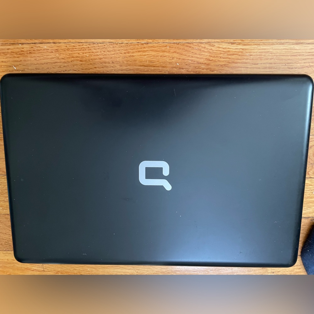 Compaq Presario CQ57 laptop